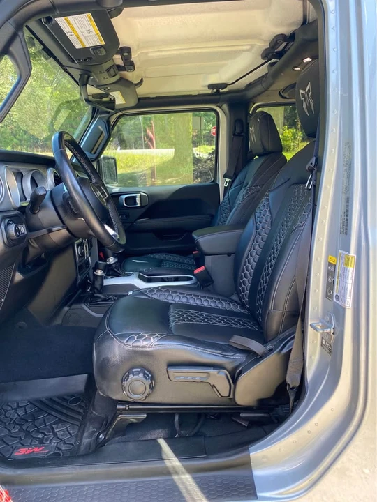 2022 Jeep JT Gladiator - Image 10 of 17