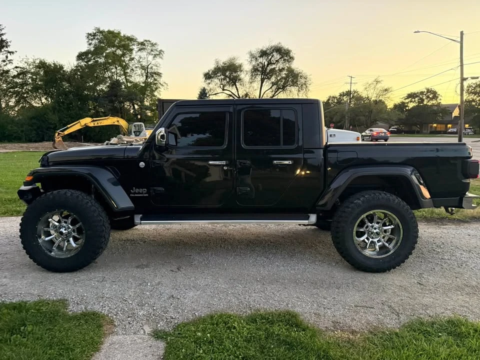2022 Jeep JT Gladiator - Image 3 of 4