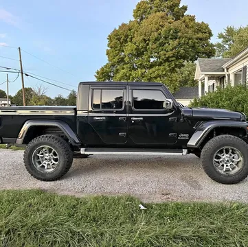 2022 Jeep Gladiator Overland Pickup 4D 5 ft