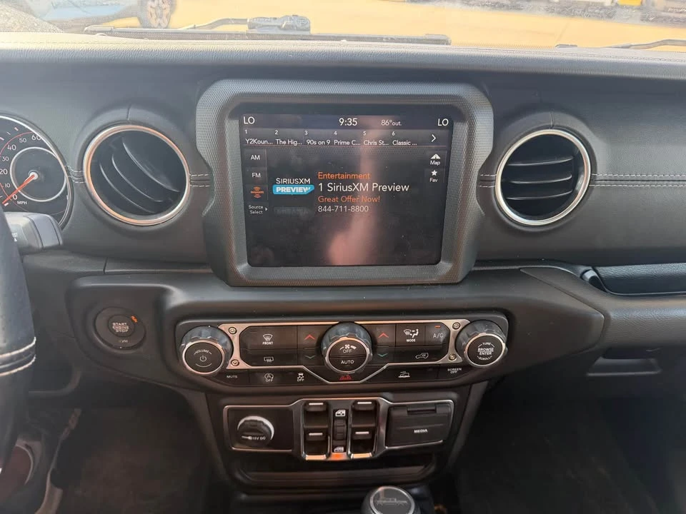 2022 Jeep JT Gladiator - Image 10 of 17