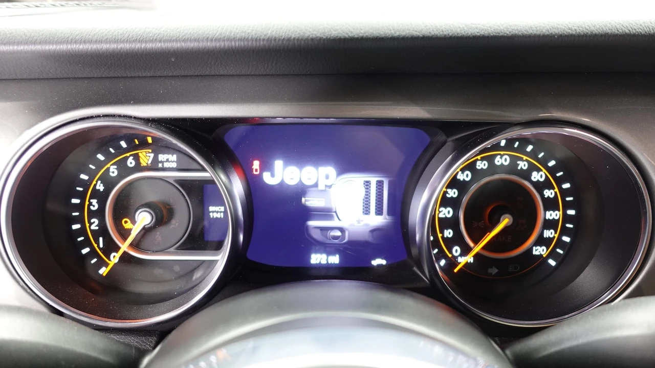2022 Jeep JT Gladiator - Image 8 of 13