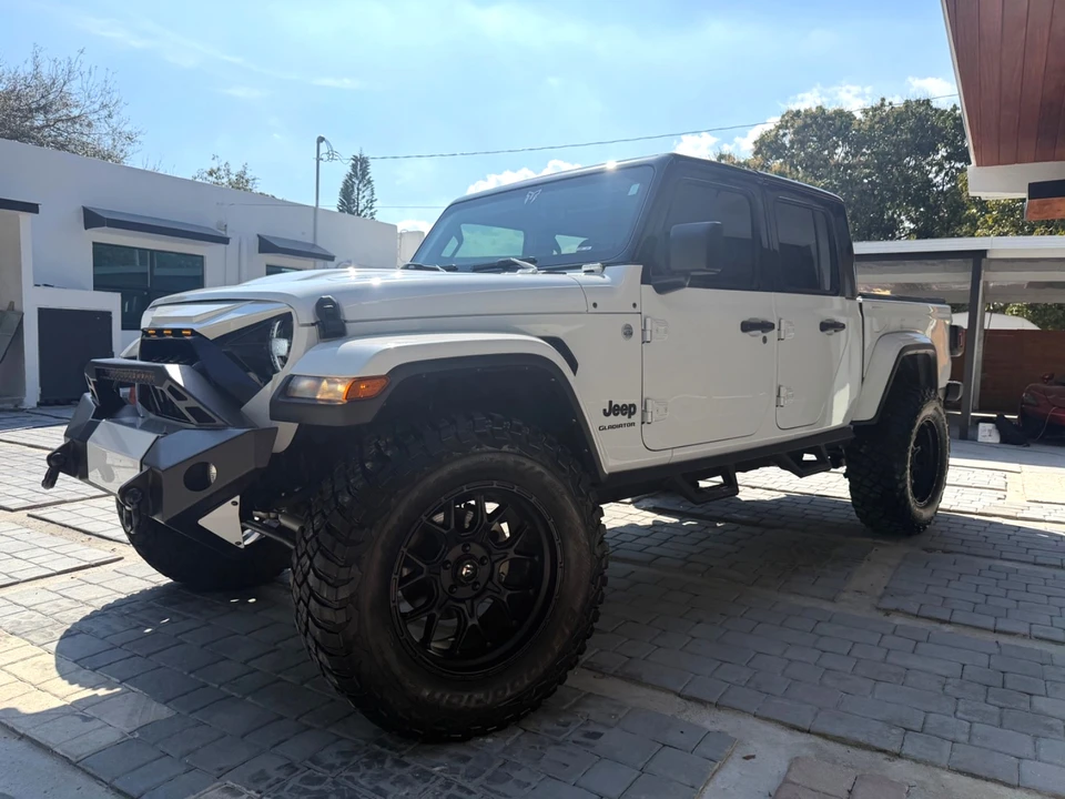 2022 Jeep JT Gladiator - Image 9 of 21