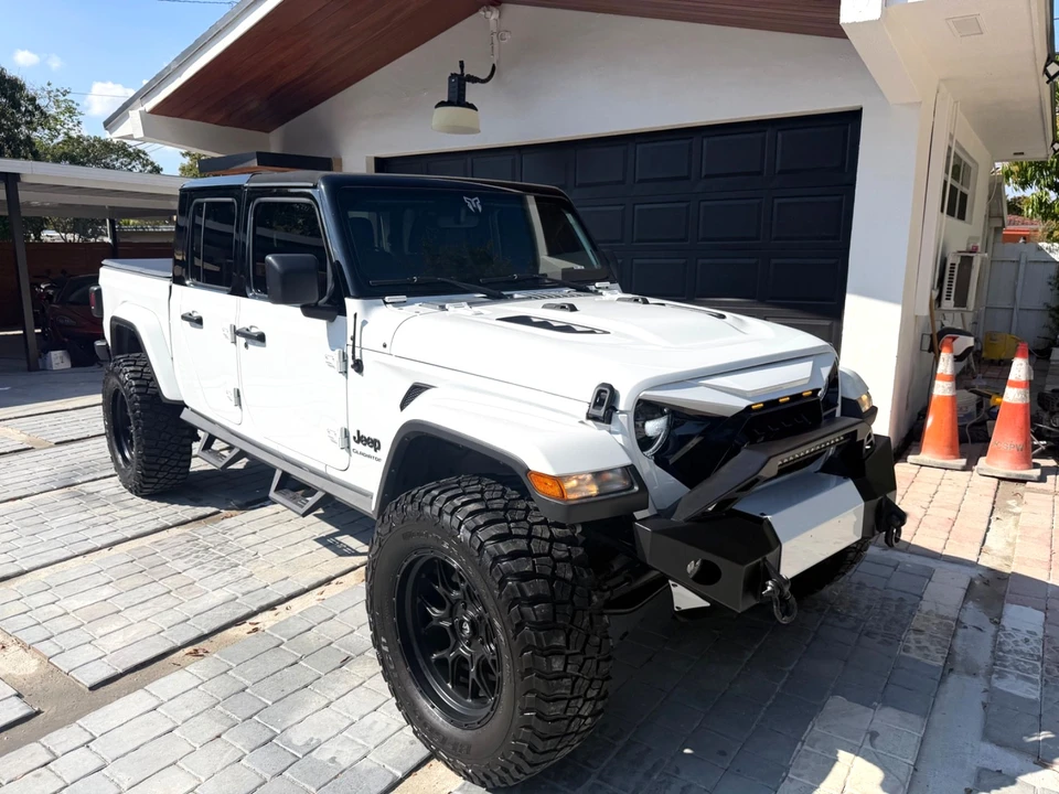 2022 Jeep JT Gladiator - Image 11 of 21