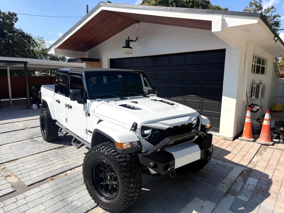 2022 Jeep JT Gladiator - Image 5 of 21