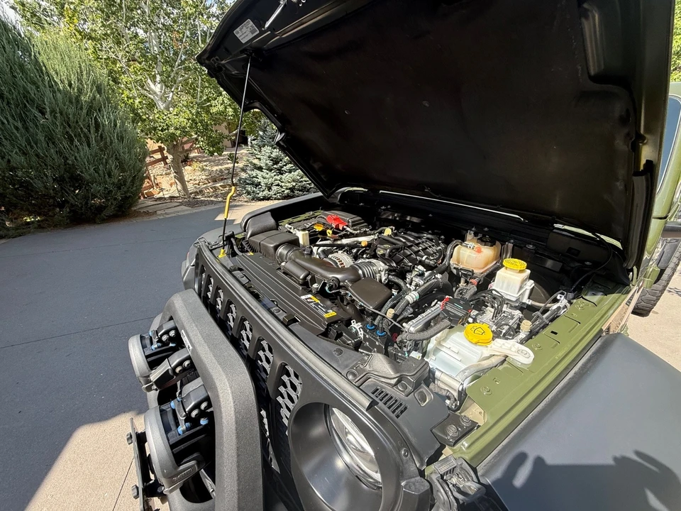 2022 Jeep JT Gladiator - Image 19 of 31