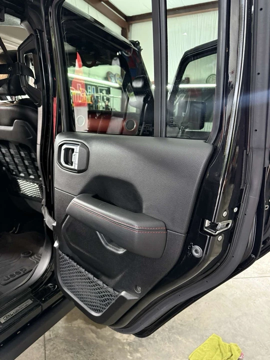 2022 Jeep JT Gladiator - Image 18 of 23