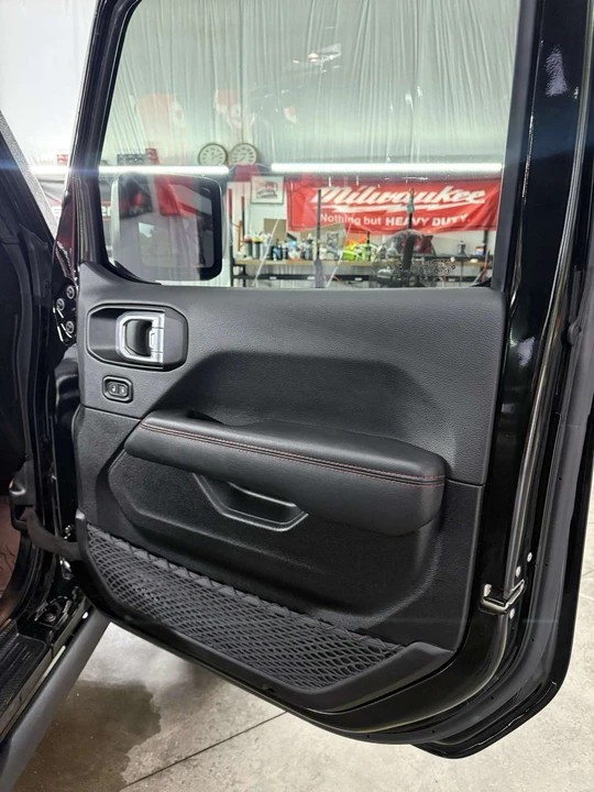 2022 Jeep JT Gladiator - Image 19 of 23