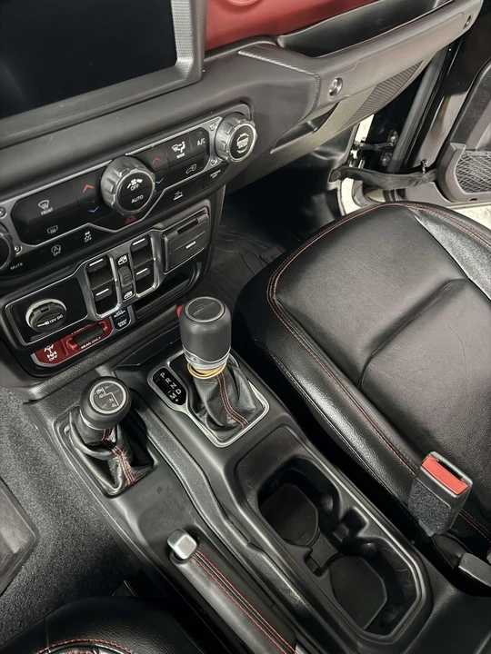 2022 Jeep JT Gladiator - Image 14 of 23