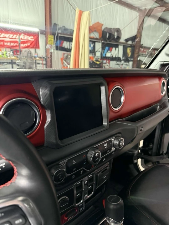 2022 Jeep JT Gladiator - Image 15 of 23