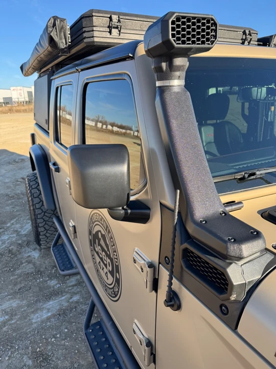2022 Jeep JT Gladiator - Image 12 of 21