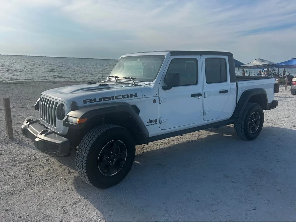 2022 Jeep JT Gladiator - Image 2 of 9