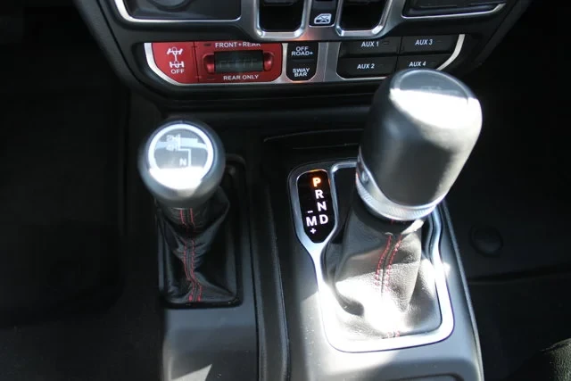 2022 Jeep JT Gladiator - Image 16 of 19