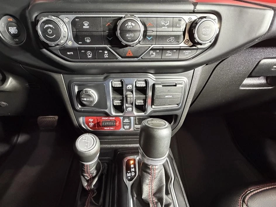 2022 Jeep JT Gladiator - Image 23 of 26