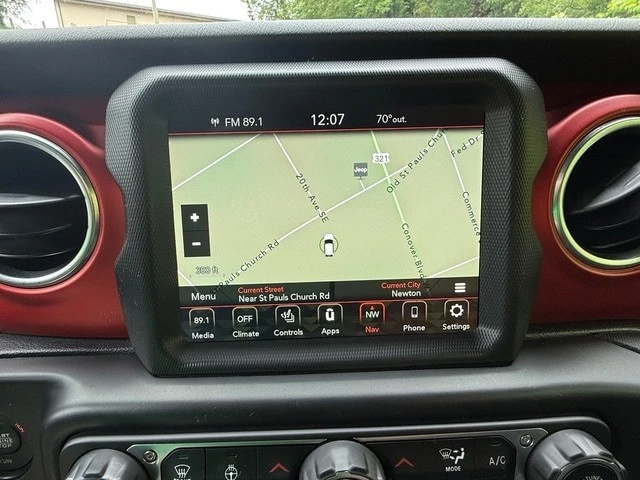 2022 Jeep JT Gladiator - Image 25 of 31