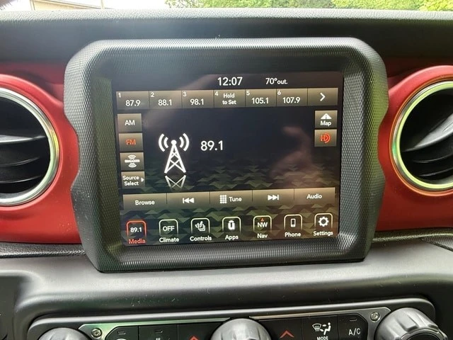 2022 Jeep JT Gladiator - Image 23 of 31