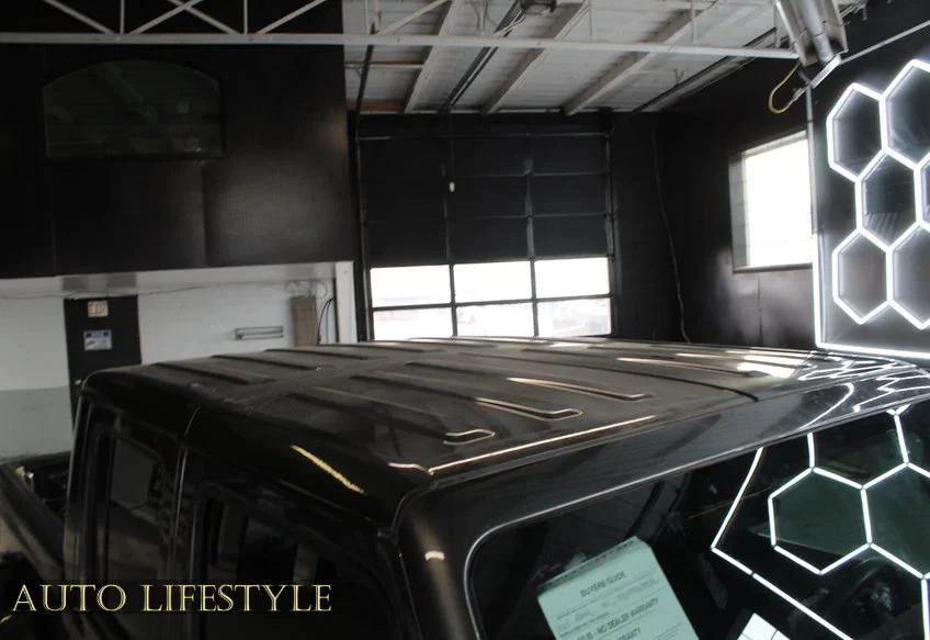 2022 Jeep JT Gladiator - Image 18 of 21