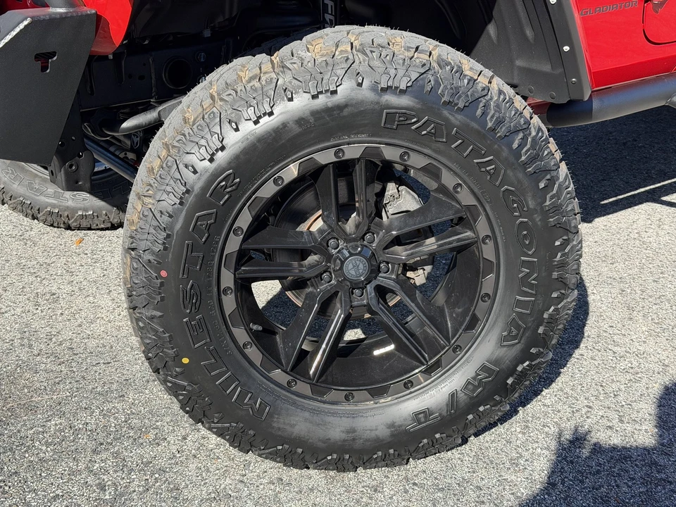 2022 Jeep JT Gladiator - Image 14 of 21