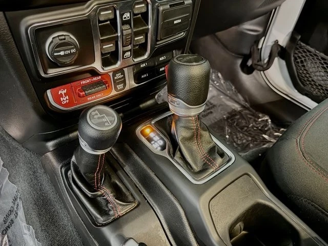 2022 Jeep JT Gladiator - Image 28 of 31