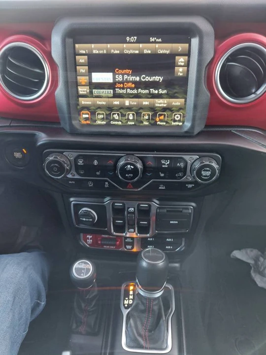 2022 Jeep JT Gladiator - Image 5 of 6