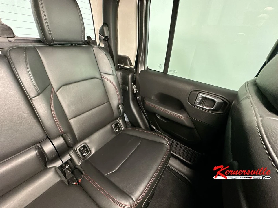 2022 Jeep JT Gladiator - Image 14 of 24