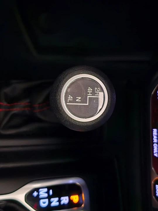2022 Jeep JT Gladiator - Image 10 of 18