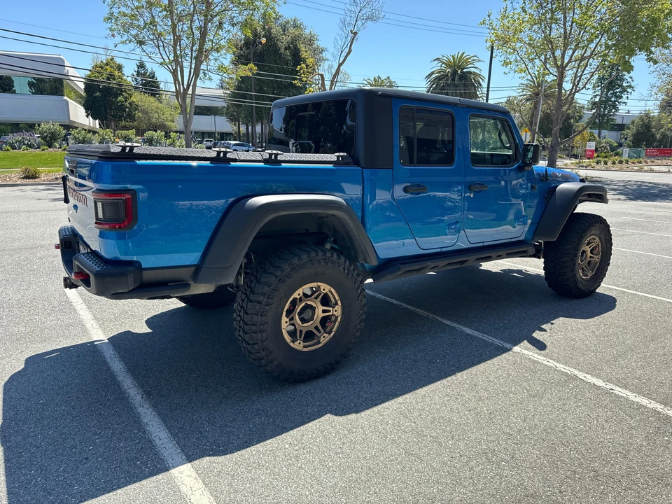 2022 Jeep JT Gladiator - Image 15 of 31