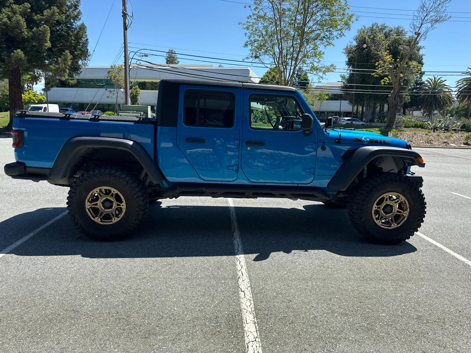 2022 Jeep JT Gladiator - Image 16 of 31