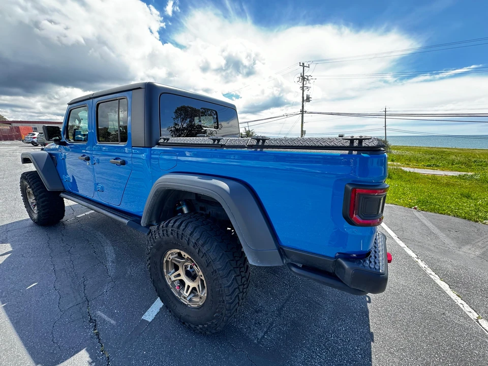 2022 Jeep JT Gladiator - Image 11 of 31