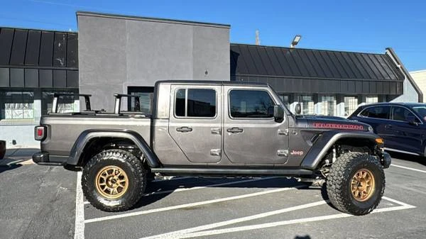 2022 Jeep JT Gladiator - Image 2 of 21