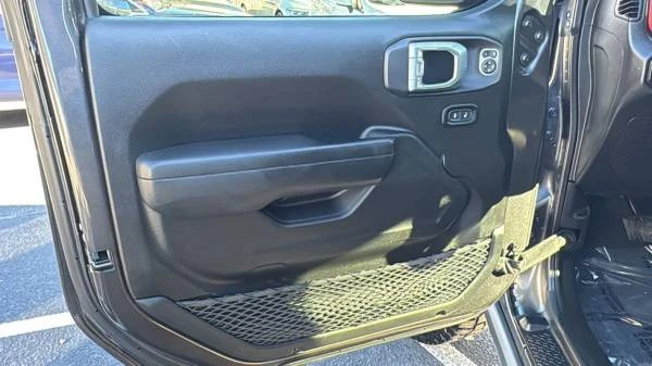2022 Jeep JT Gladiator - Image 13 of 21