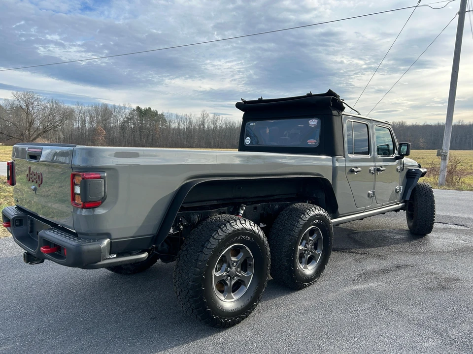 2022 Jeep JT Gladiator - Image 9 of 31