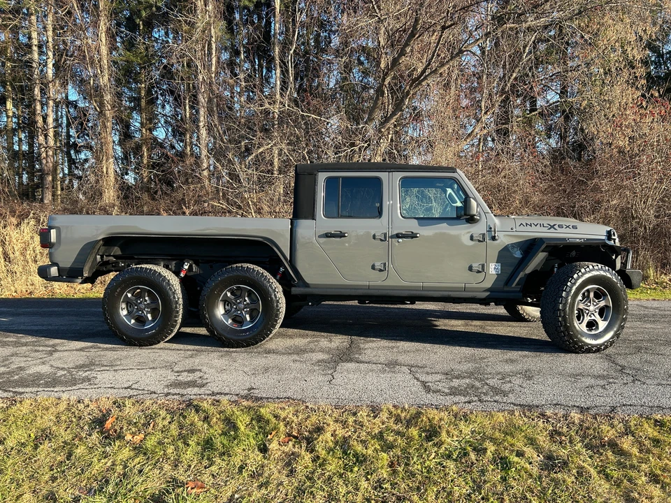 2022 Jeep JT Gladiator - Image 11 of 31