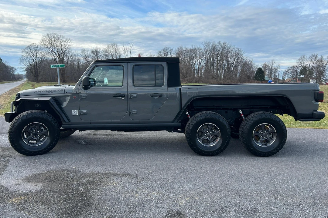 2022 Jeep JT Gladiator - Image 3 of 31