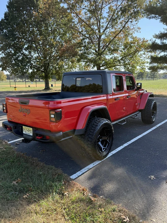 2022 Jeep JT Gladiator - Image 17 of 31