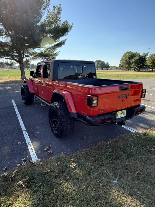 2022 Jeep JT Gladiator - Image 18 of 31