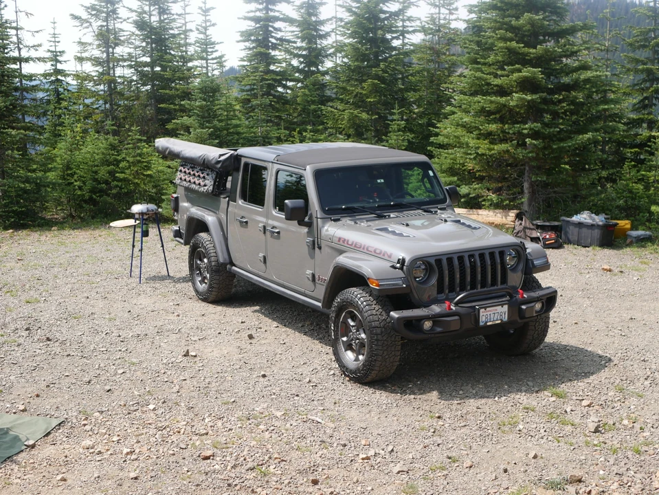 2022 Jeep JT Gladiator - Image 2 of 31
