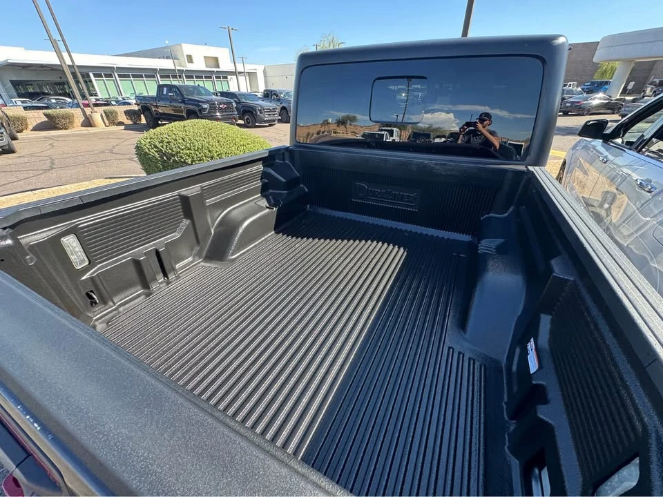2022 Jeep JT Gladiator - Image 5 of 10