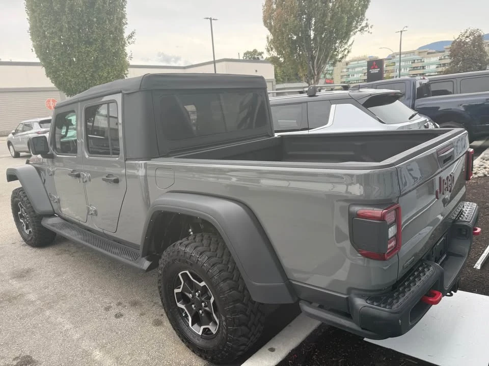 2022 Jeep JT Gladiator - Image 4 of 5