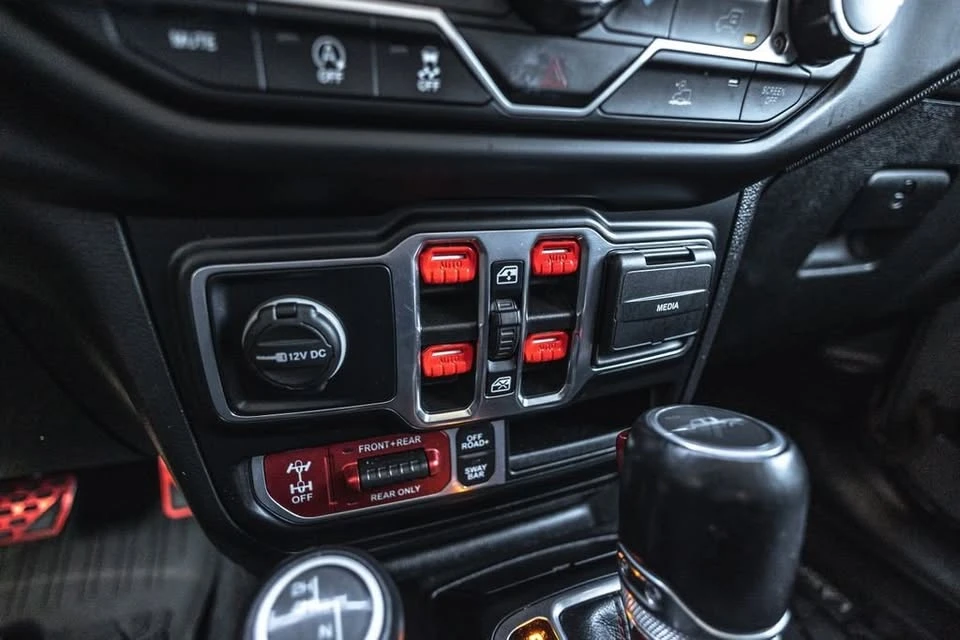 2022 Jeep JT Gladiator - Image 18 of 20