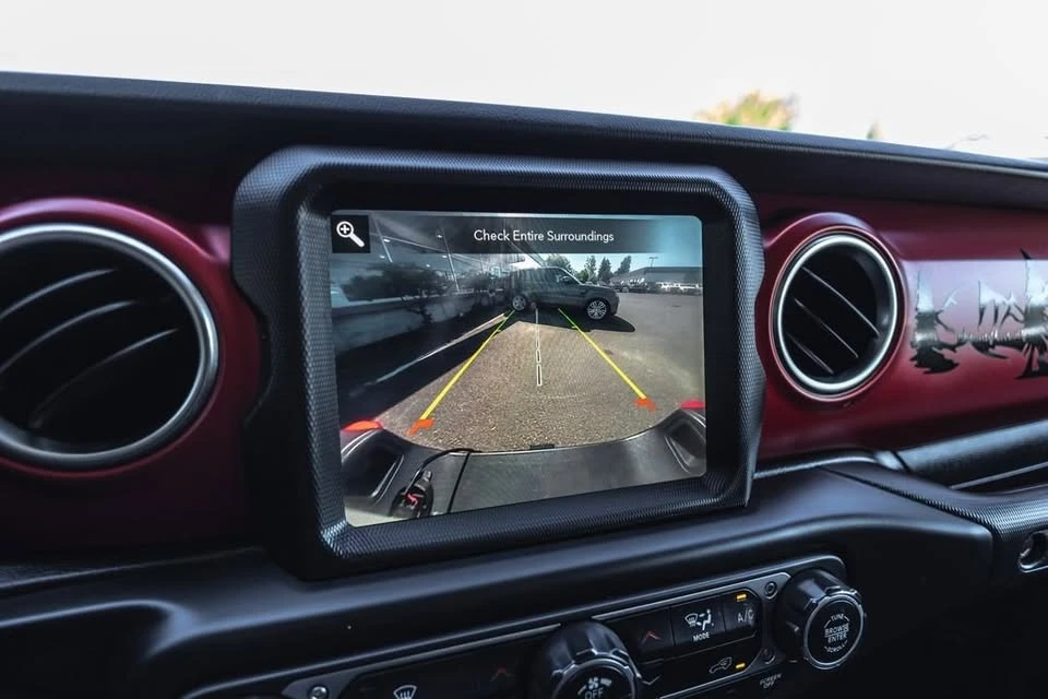 2022 Jeep JT Gladiator - Image 15 of 20