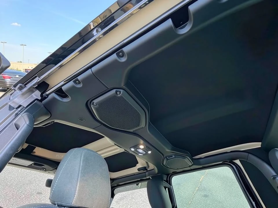 2022 Jeep JT Gladiator - Image 11 of 16