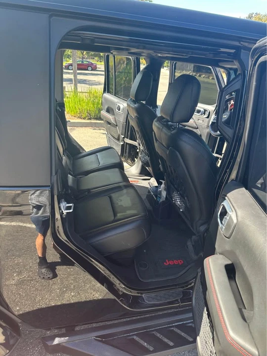 2022 Jeep JT Gladiator - Image 9 of 16