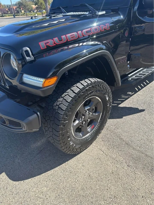 2022 Jeep JT Gladiator - Image 15 of 16