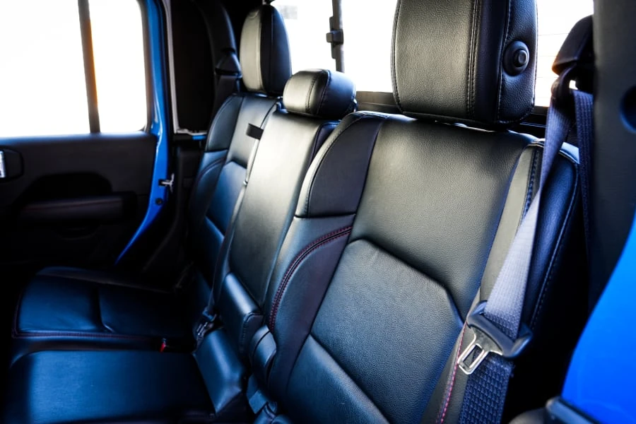2022 Jeep JT Gladiator - Image 17 of 18