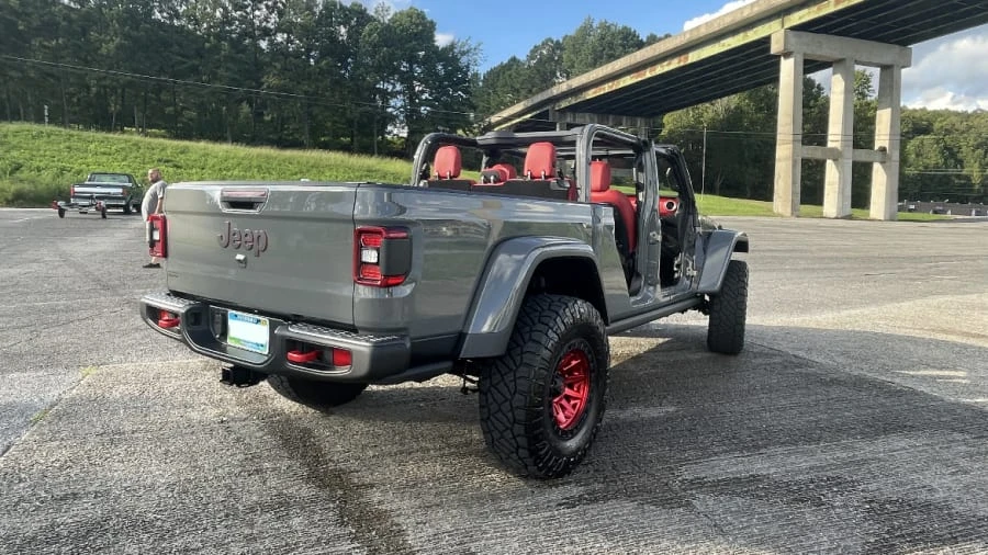 2022 Jeep JT Gladiator - Image 9 of 12