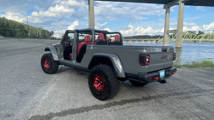 2022 Jeep JT Gladiator - Image 11 of 12