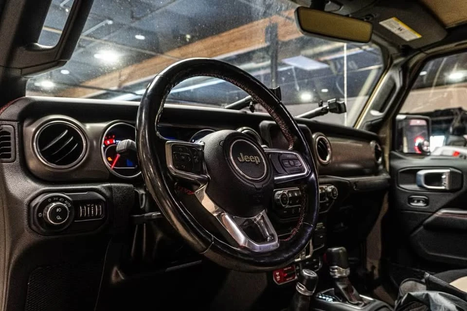 2022 Jeep JT Gladiator - Image 12 of 14