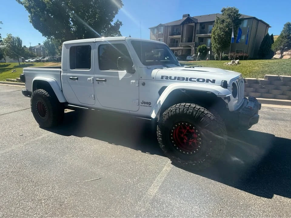 2022 Jeep JT Gladiator - Image 2 of 14