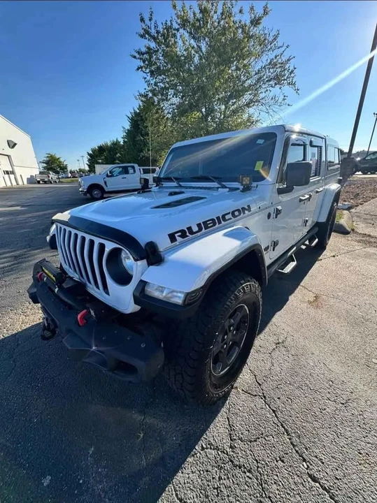 2022 Jeep JT Gladiator - Image 2 of 9