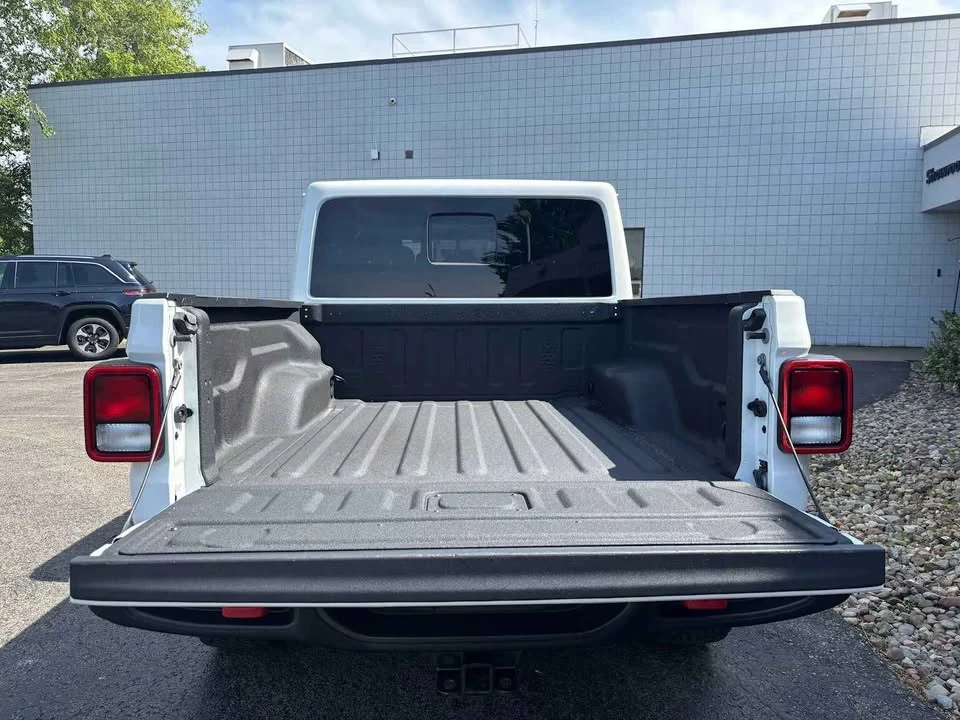 2022 Jeep JT Gladiator - Image 5 of 14